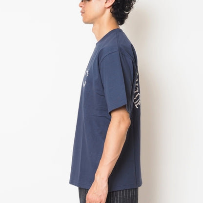 BEN DAVIS ベンデイビス Tシャツ 半袖 サークル オールドイングリッシュ ロゴ 刺繍 (C-26580040)