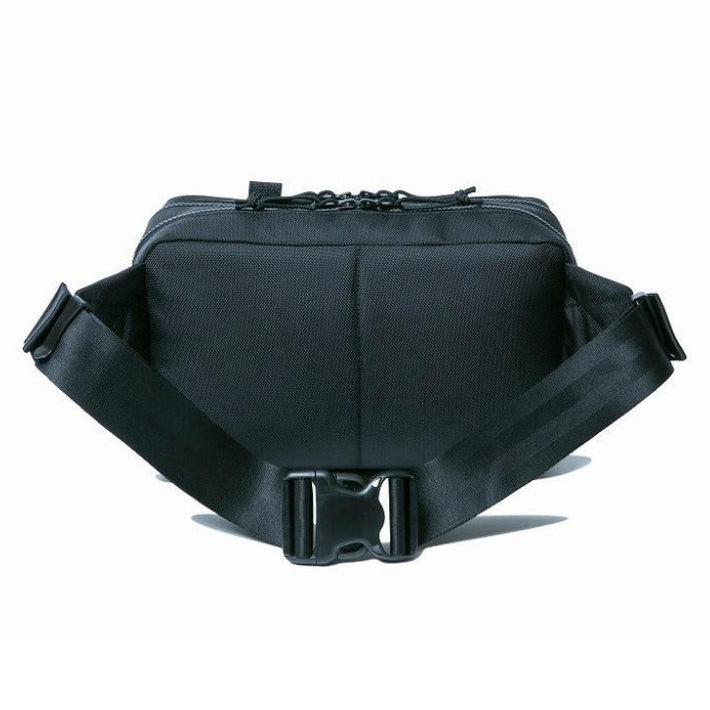 NEW ERAニューエラ スクエアウエストバッグ 7リットル (SQUARE WAIST BAG 7L)