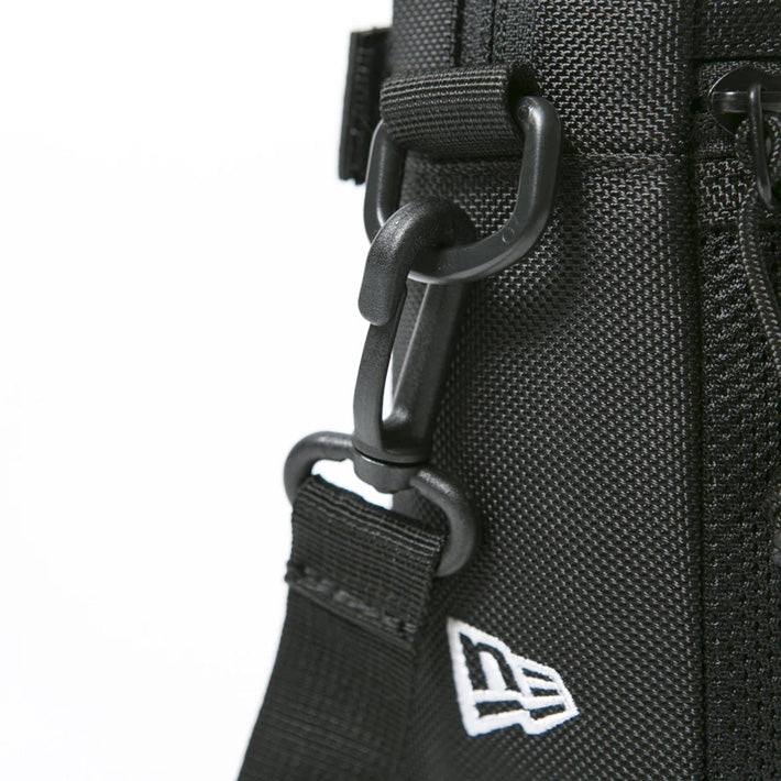 NEW ERA ニューエラ ショルダーポーチ 1.7リットル (SOULDER POUCH 1.7L)