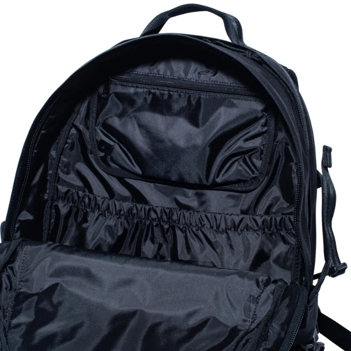 NEW ERA ニューエラ リュック キャリアパック 35リットル 大容量 (CARRIER PACK 35L)
