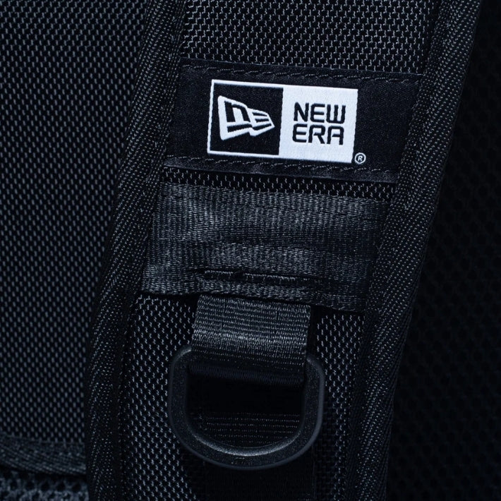 NEW ERA ニューエラ リュック キャリアパック 35リットル 大容量 (CARRIER PACK 35L)